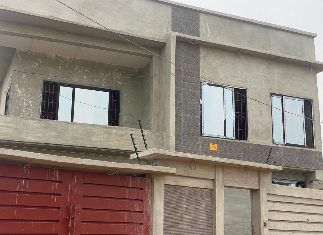 Duplex de 4 chambres à TOGBA